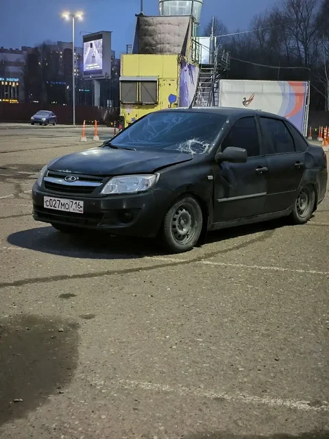 ЛАДА ГРАНТА 2013 года на восьмиклопе - Ford в Казань