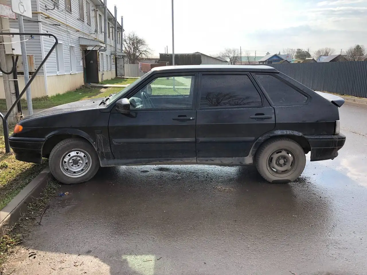 ВАЗ 2114 2010 года в комплектации Люкс - Легковые автомобили (Авто) в Казань