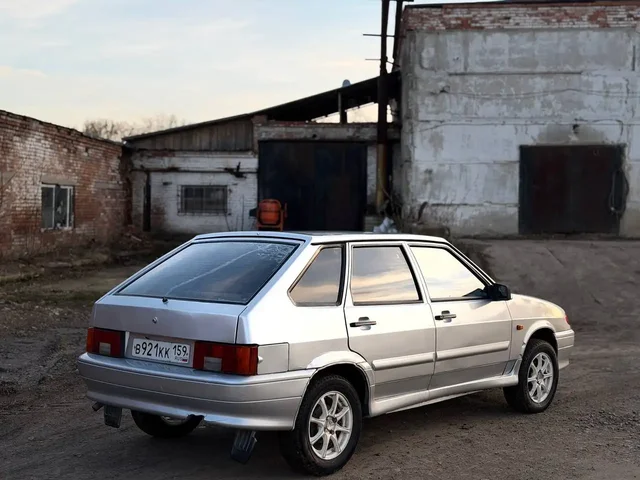 Продажа ВАЗ 2114 2012 года в Альметьевске - Легковые автомобили в Альметьевск