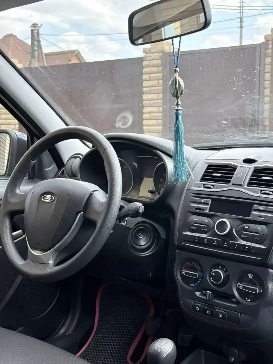 Продажа Lada Granta FL 2018 года выпуска - Авто в Набережные Челны