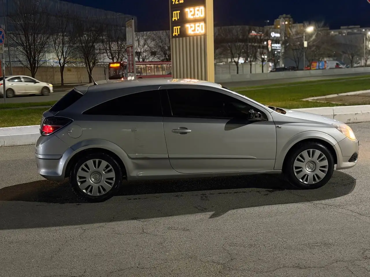 Opel Astra 2008 - Легковые автомобили (Авто) в Казань