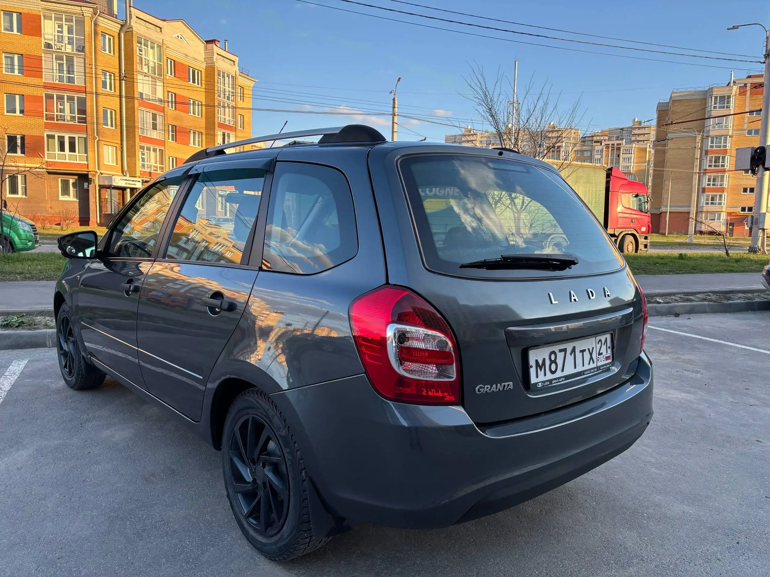 Продам Ладу Гранту универсал 2021 - Легковые автомобили (Авто) в Казань