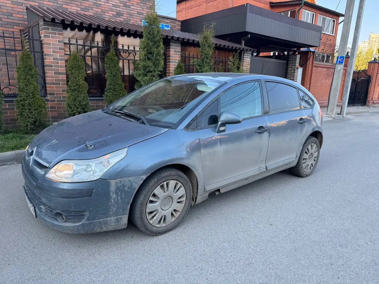 Lada 2005, 109 лс, автомат, требует ремонта порогов - Легковые автомобили (Авто) в Казань