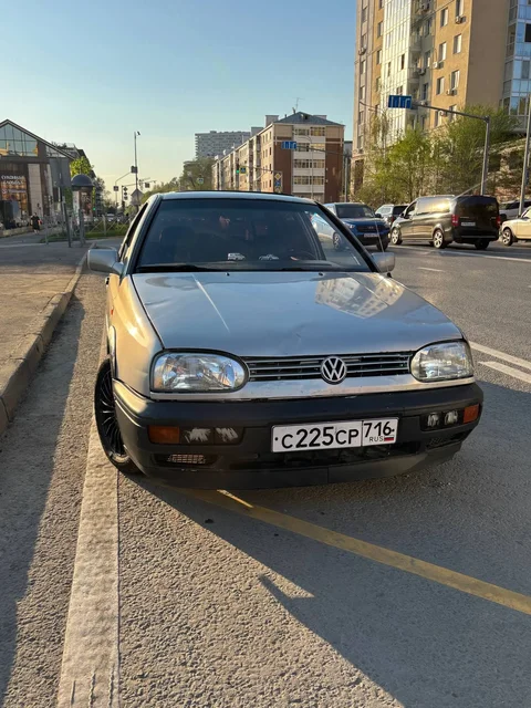 Volkswagen Golf 1.8 - Запчасти и аксессуары в Казань