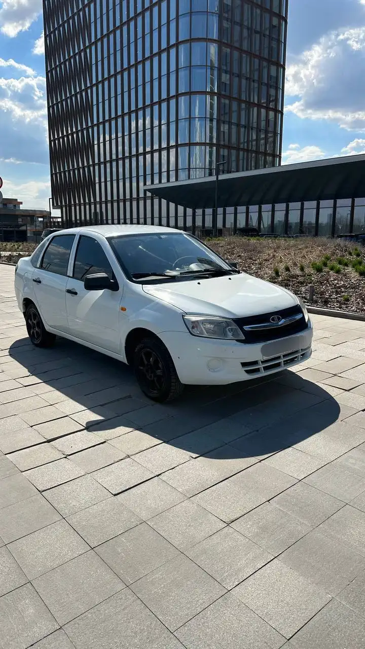 Лада Гранта 1.6 2012 - Легковые автомобили (Авто) в Казань