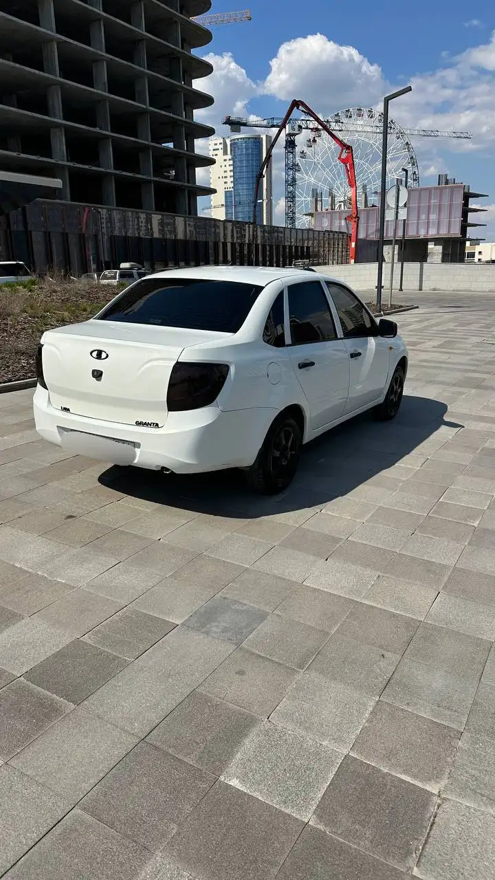 Лада Гранта 1.6 2012 - Легковые автомобили (Авто) в Казань