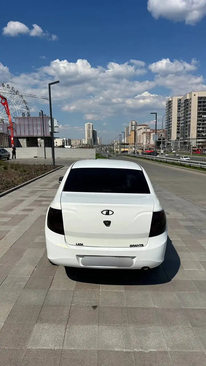 Лада Гранта 1.6 2012 - Легковые автомобили (Авто) в Казань