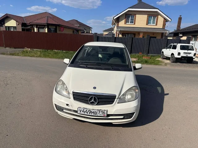 Mercedes Benz A-Class Купе 2008 - Volkswagen Polo в Казань
