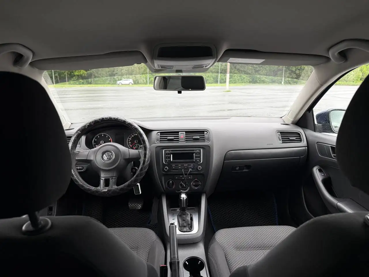 Volkswagen Jetta 1.6 AT 2014 - Легковые автомобили (Авто) в Казань