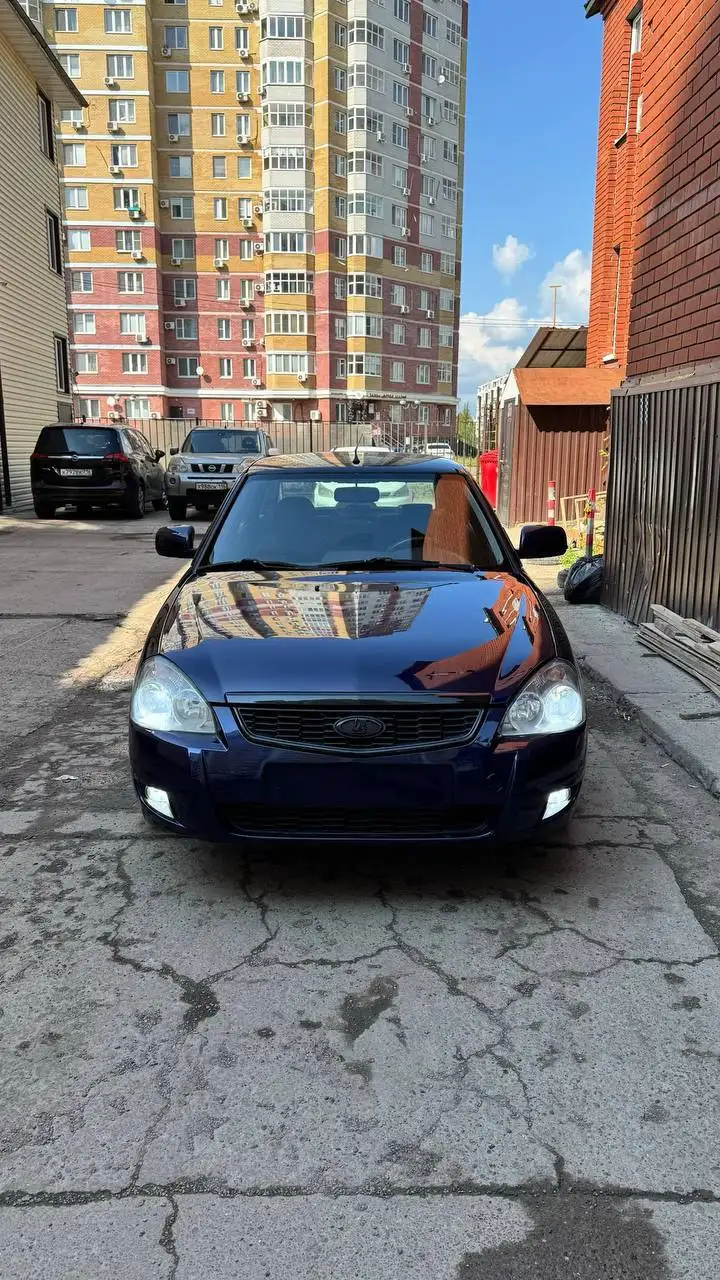 Приора 2 с кондиционером - Легковые автомобили (Авто) в Казань