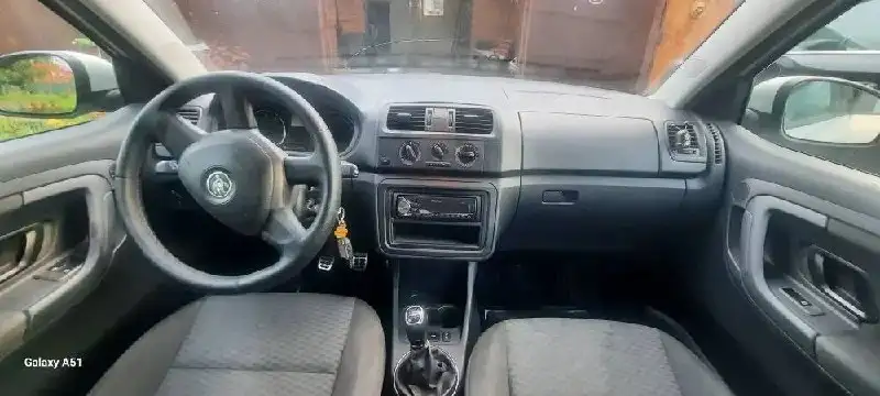 Skoda Fabia 1.4 2013 - Легковые автомобили (Авто) в Альметьевск