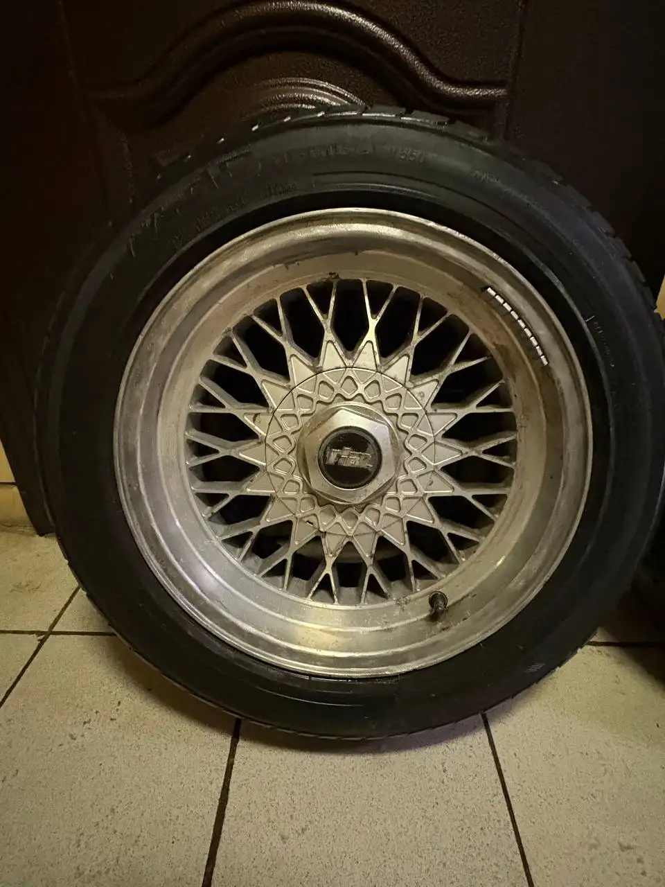 Продажа колес R15 (передние) и R16 (задние) с резиной YOKOHAMA и дисками BBS - Шины и диски (Авто) в Казань