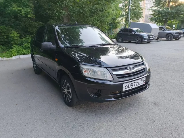Лада Гранта 2013 - Авто в Казань