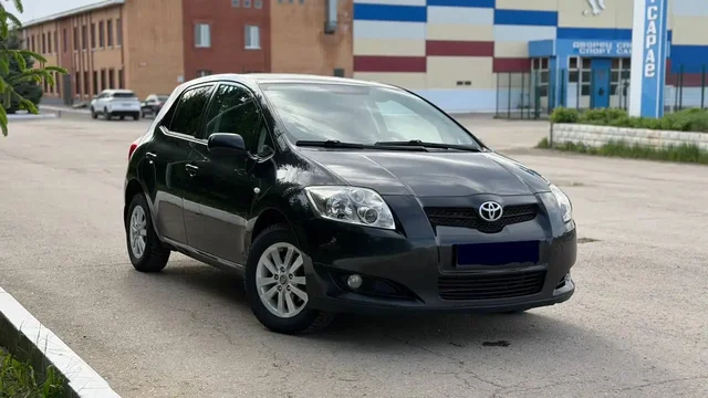 Toyota Auris 2008 1.4 МКПП - Автомобили / Легковые в Казань
