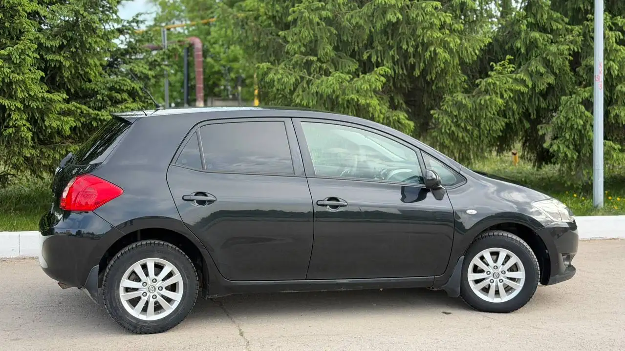 Toyota Auris 2008 1.4 МКПП - Легковые автомобили (Авто) в Казань