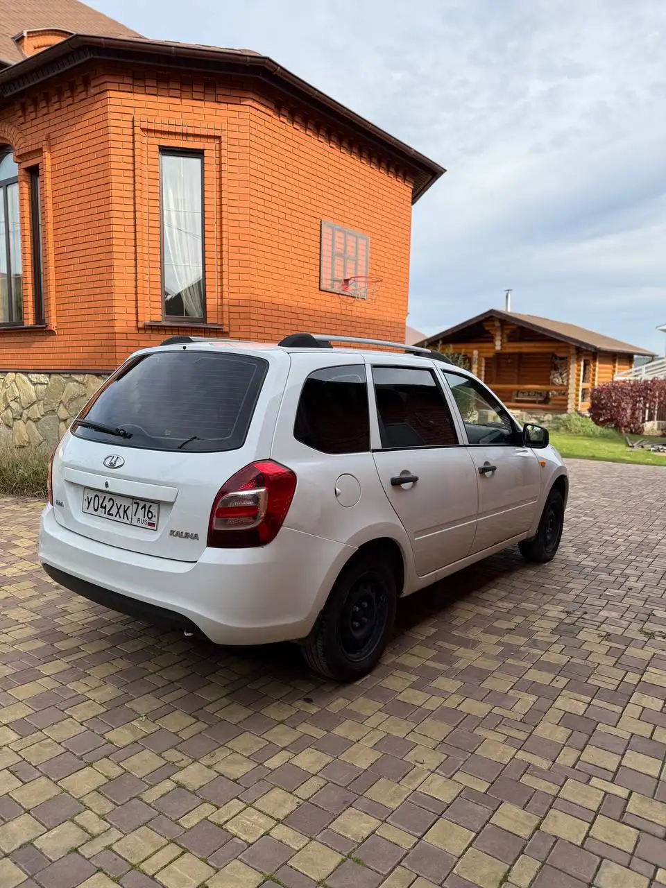 Lada Kalina 2, 2014, 1.6л, 2ESP, 165 тыс. км - Легковые автомобили (Авто) в Казань