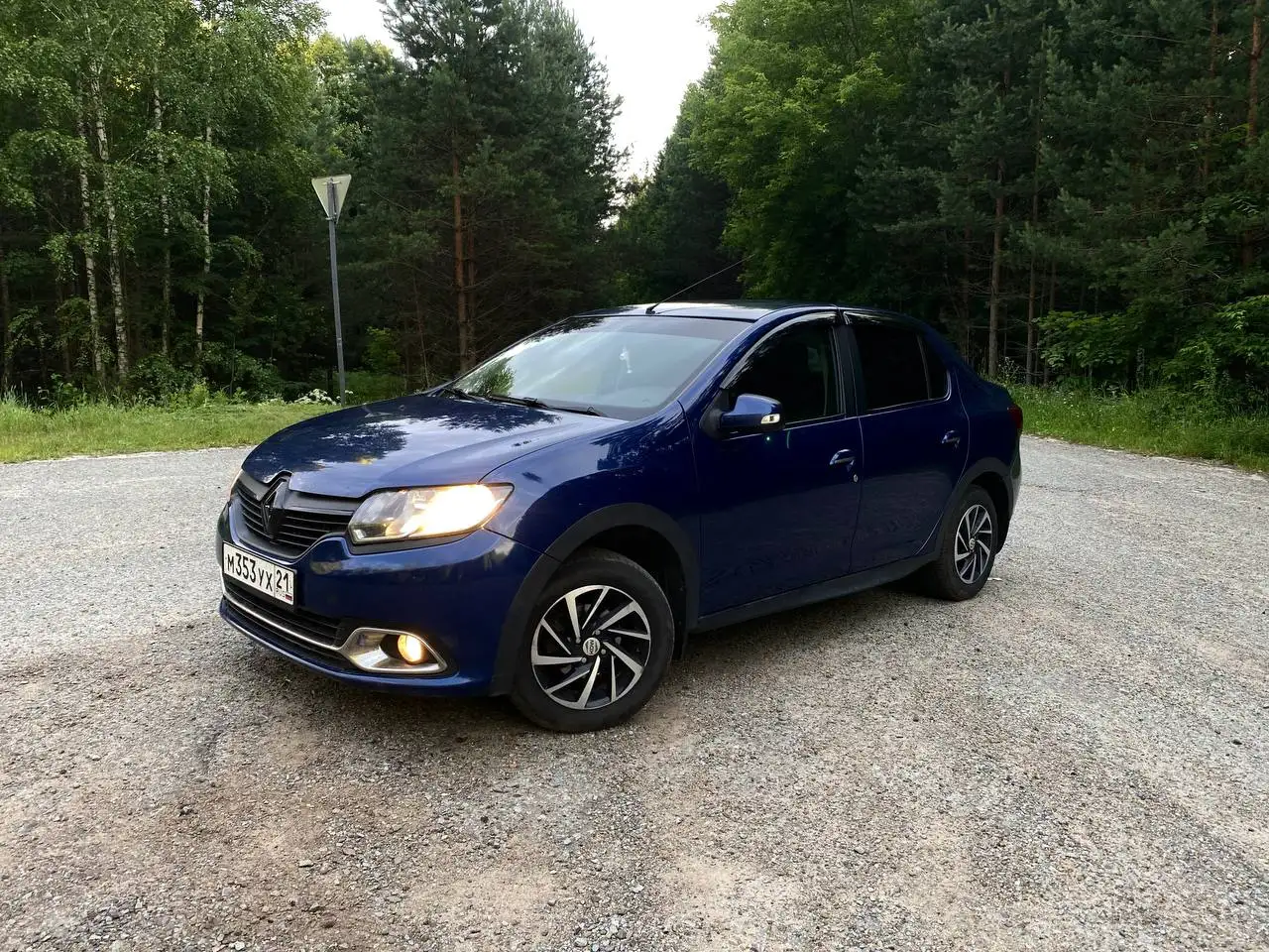 Автомобиль 2015 года 1.6 механика - Авто в Казань