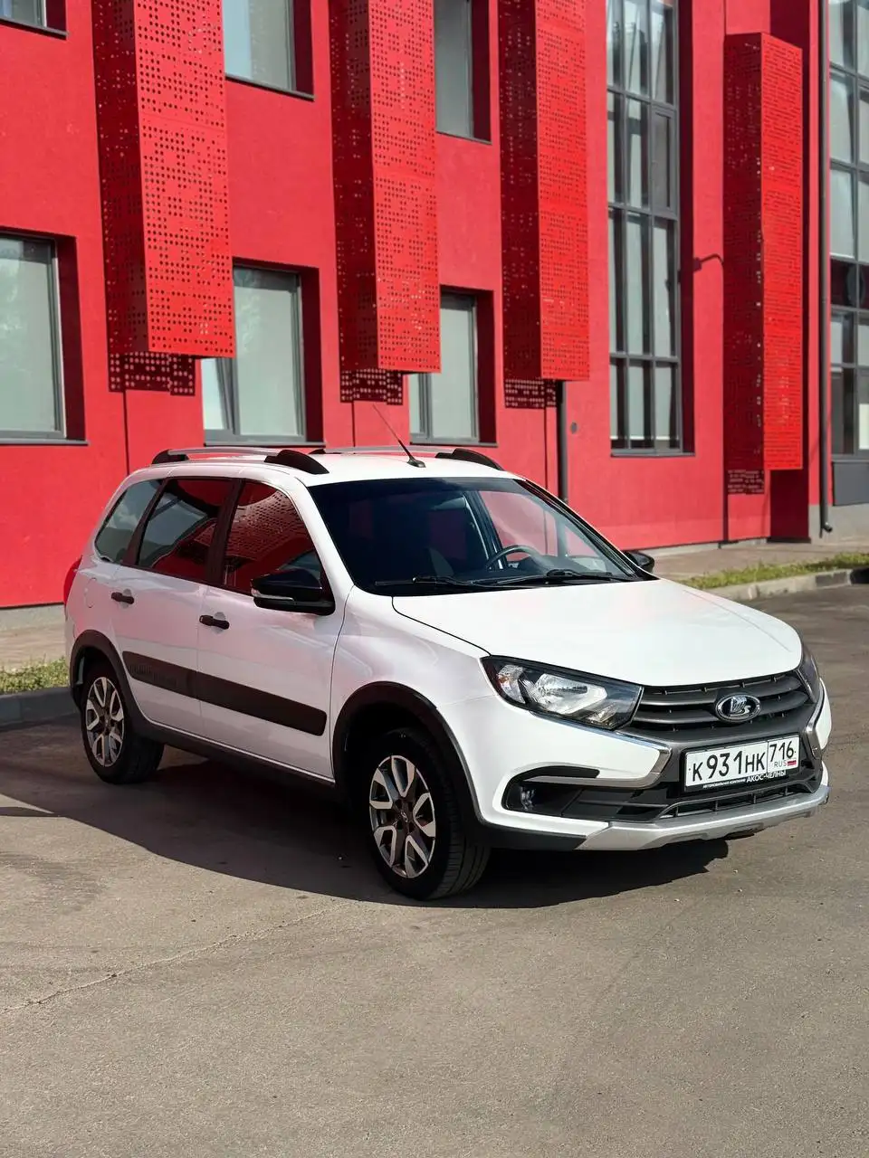 Lada Granta Cross 2023, газ, 45 000 км - Легковые автомобили (Авто) в Нижнекамск