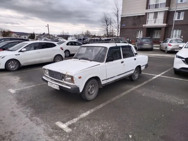 Лада 8-го года с пробегом 83 тыс. км - Автохимия и аксессуары в Казань