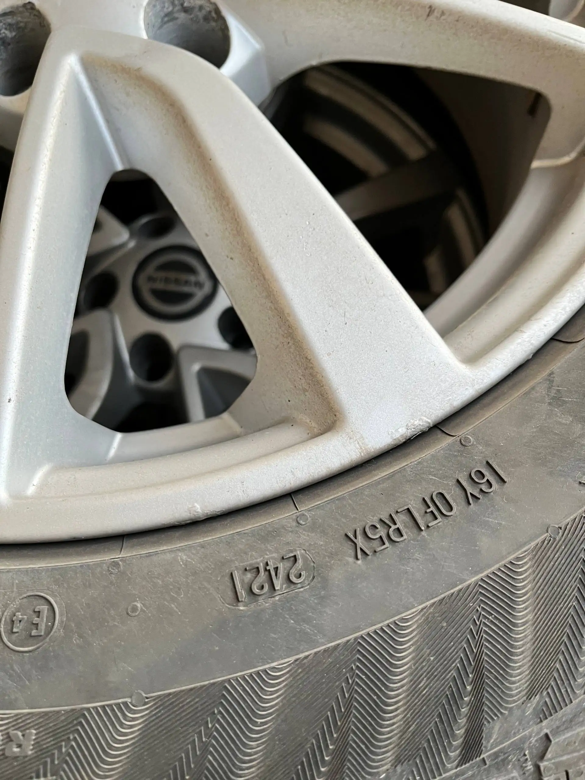 Колеса в сборе 215/60 R17 Nissan - Шины и диски (Авто) в Казань