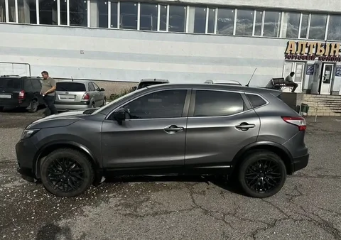Nissan Qashqai 2016, вариатор, 2л, передний привод - Минивэны в Казань