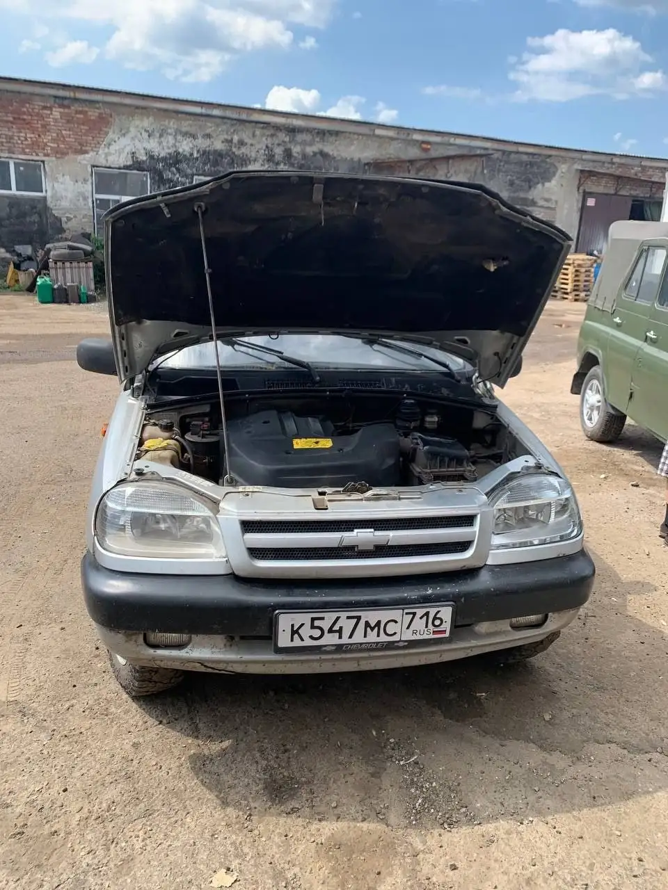 Шевроле Нива в отличном состоянии - Внедорожник (Авто) в Казань