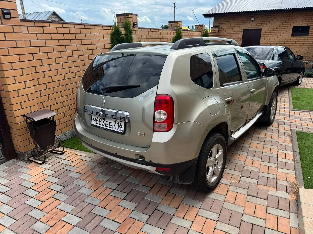 Toyota 2013, 2 литра, полный привод - Автомобили (Авто) в Лениногорск