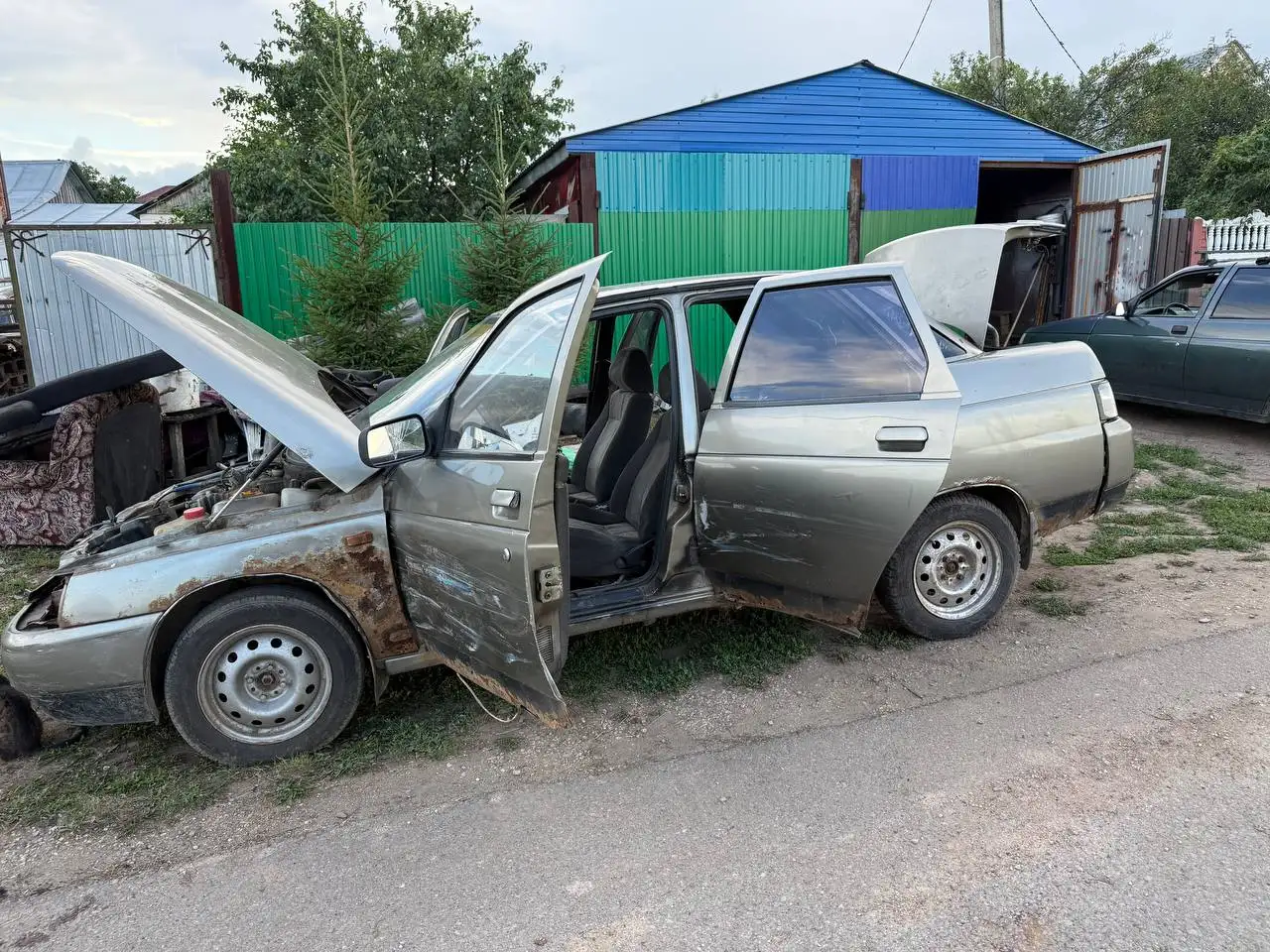 ВАЗ 2110 2001 год 8 клапанная в разборе - Запчасти для ВАЗ (Авто) в Пестрецы