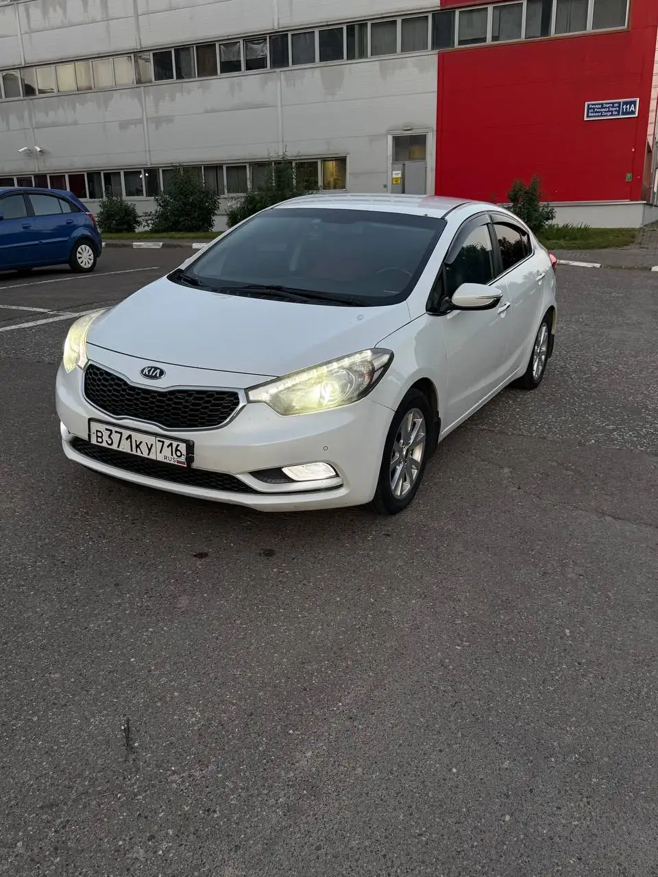 Автомобиль в максимальной комплектации, обмен/кредит - Автомобили (Авто) в Казань