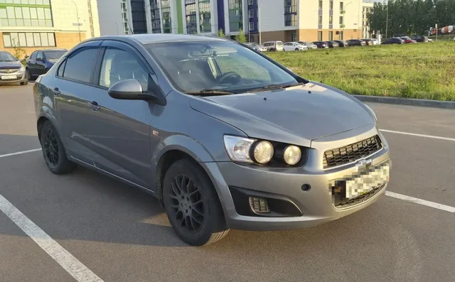 Chevrolet Aveo 2014 года - Nissan X-Trail в Казань
