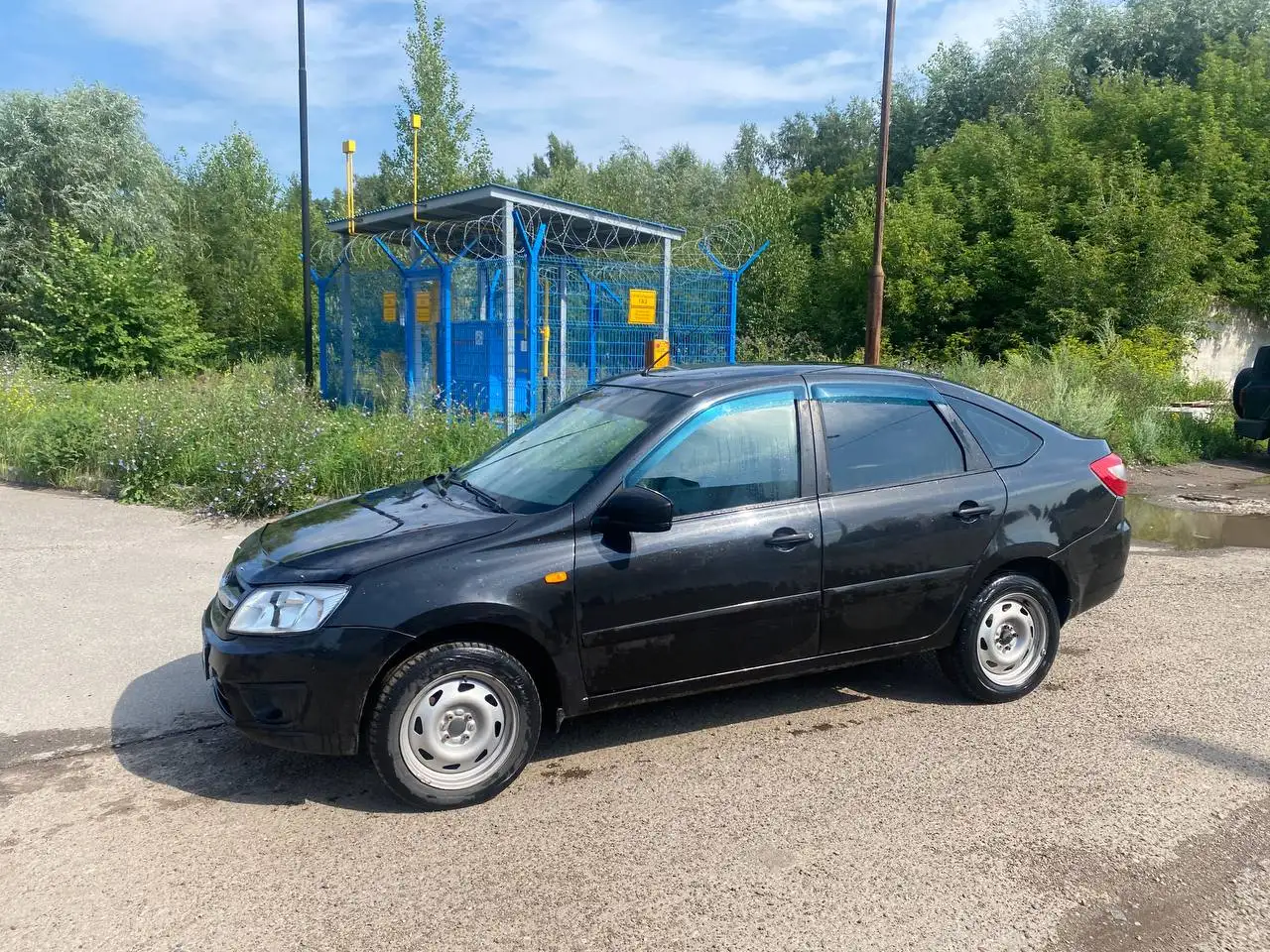 Лада Гранта лифтбек 2015 - Легковые автомобили (Авто) в Казань