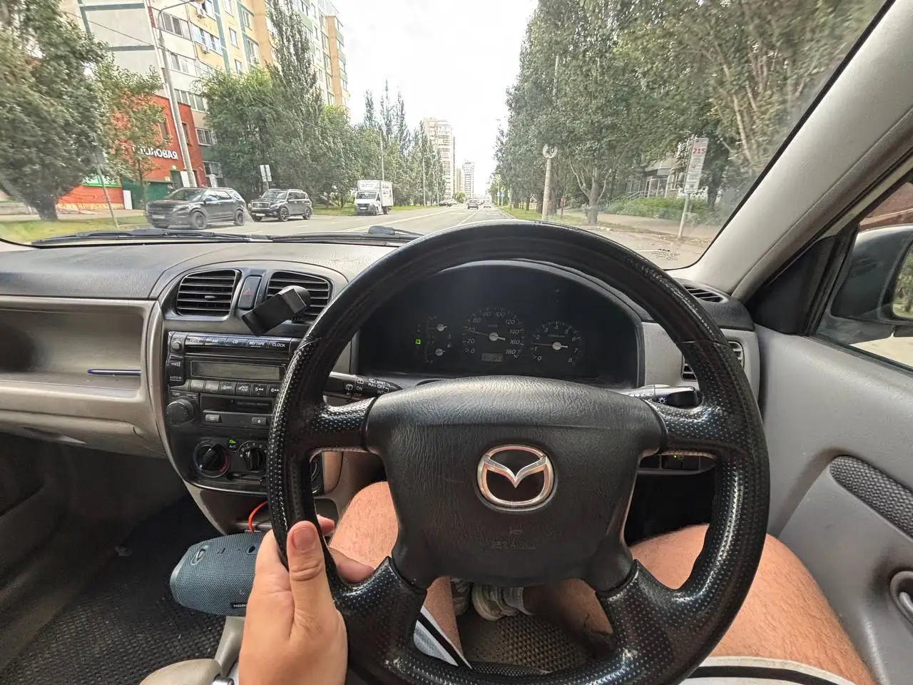 Mazda Demio 2001 года на газу - Легковые автомобили (Авто) в Казань