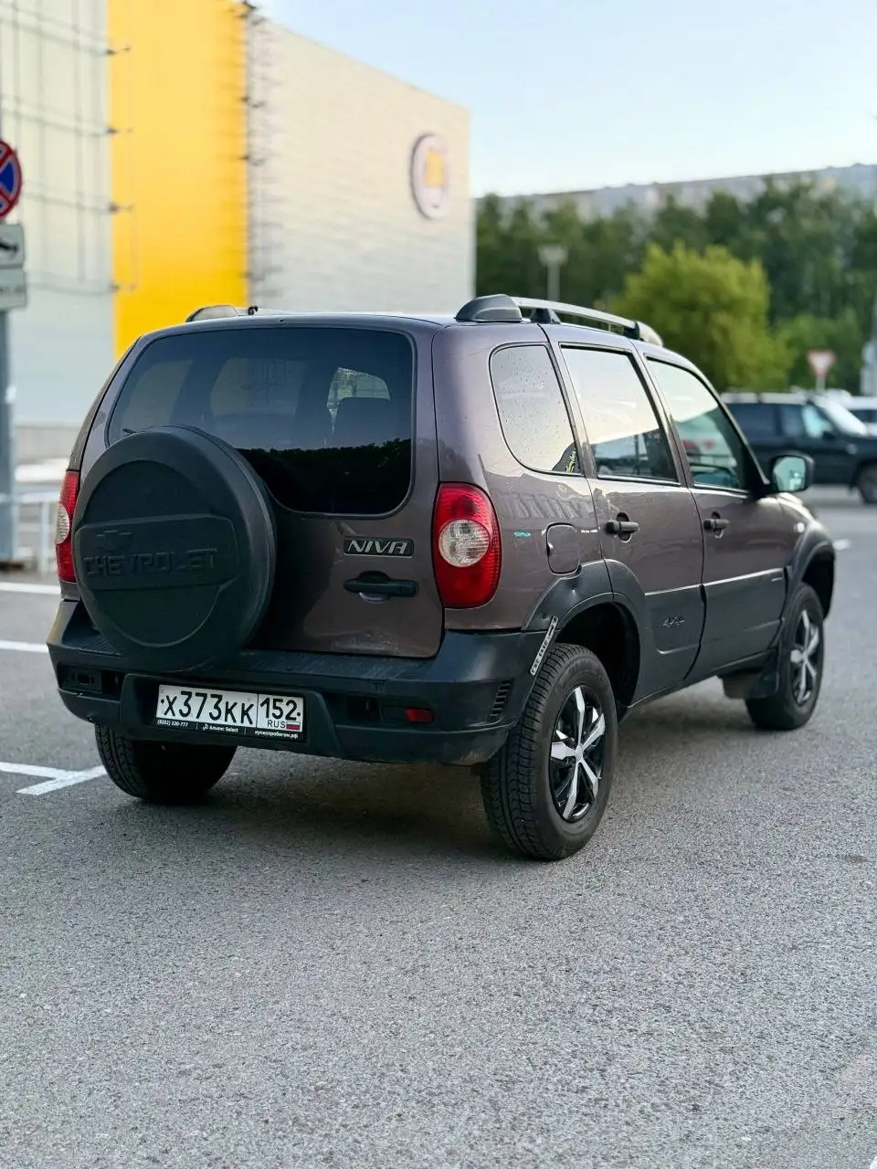 Нива 2018 года в отличном состоянии - Внедорожники (Авто) в Казань