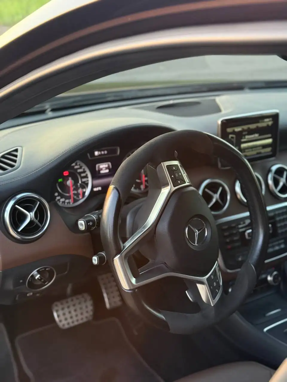 Mercedes A45 AMG 2014 - Авто в Чебоксары