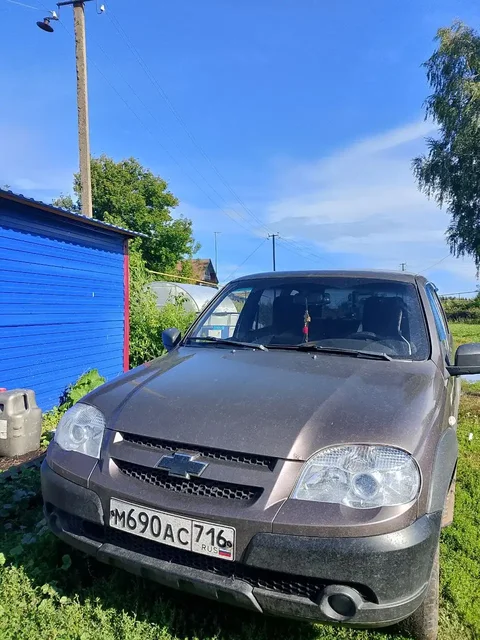 Автомобиль 2014 года, 360к - Зарядные устройства в Казань