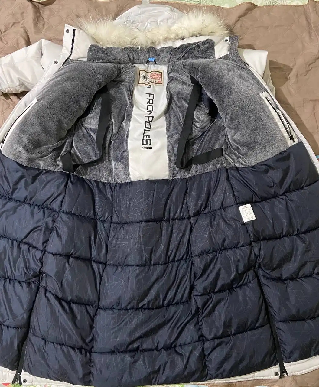 Продажа женского зимнего пуховика