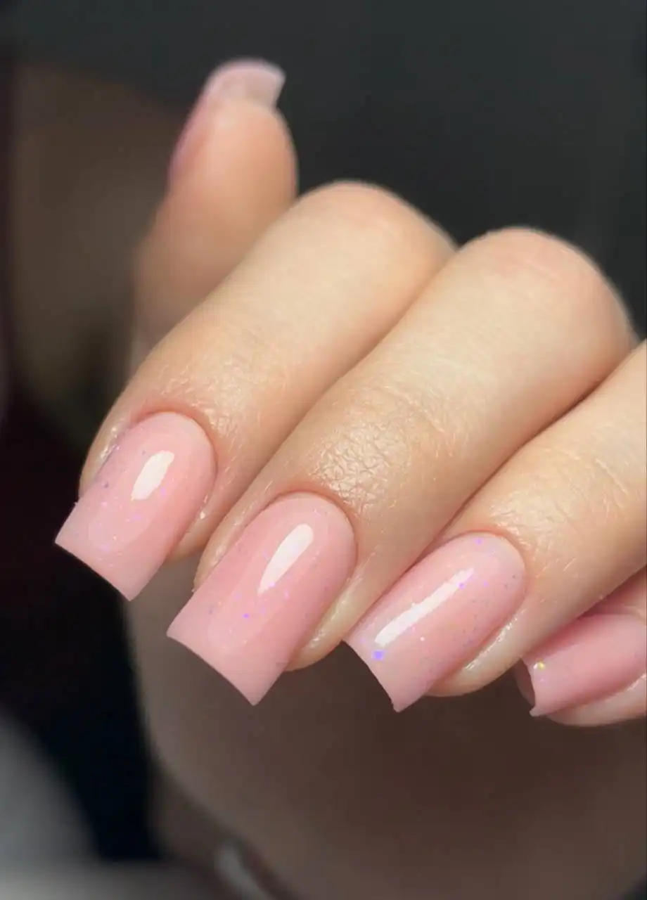 Мастер маникюра в Краснодаре