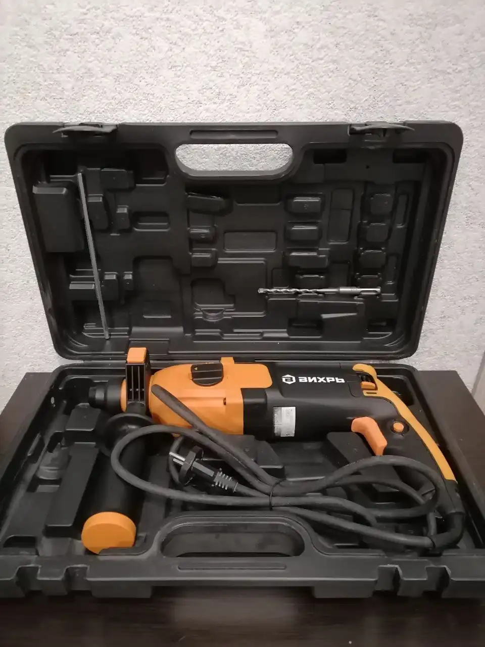 Продажа перфоратора и реноватора Вихрь