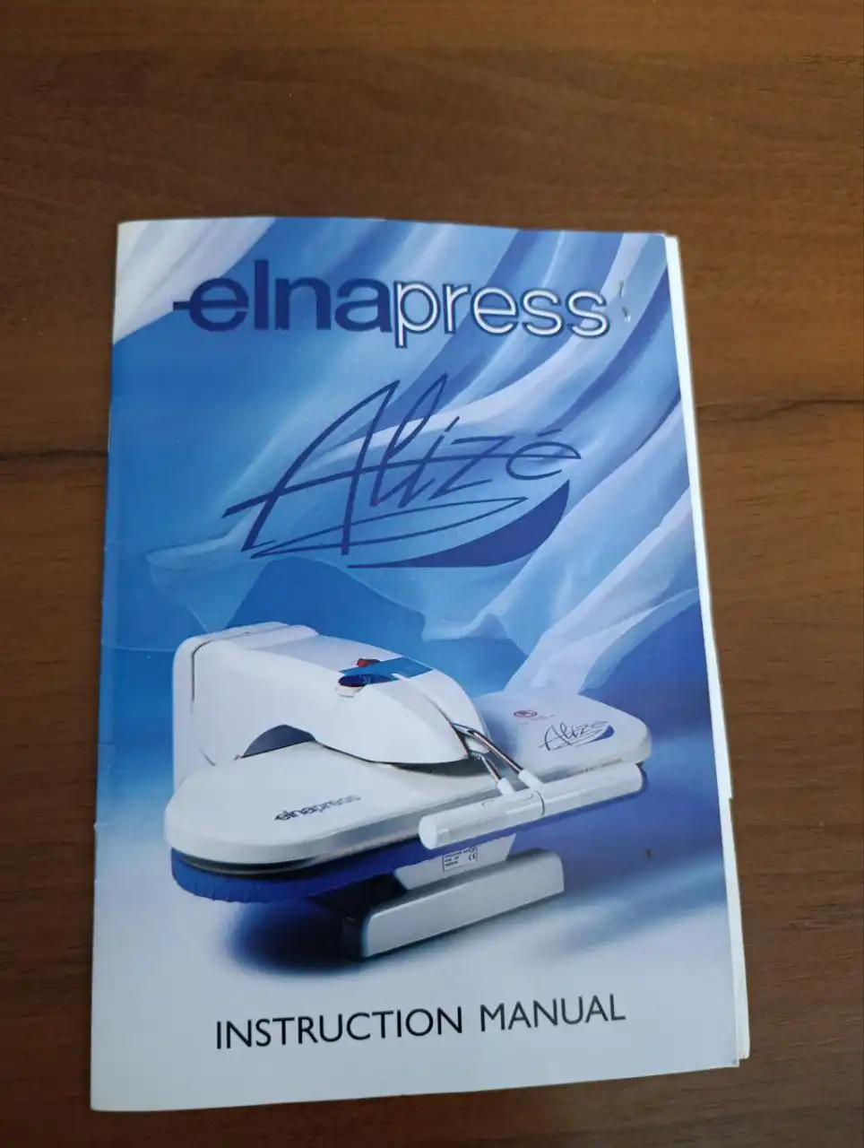 Гладильный пресс Elna Alize