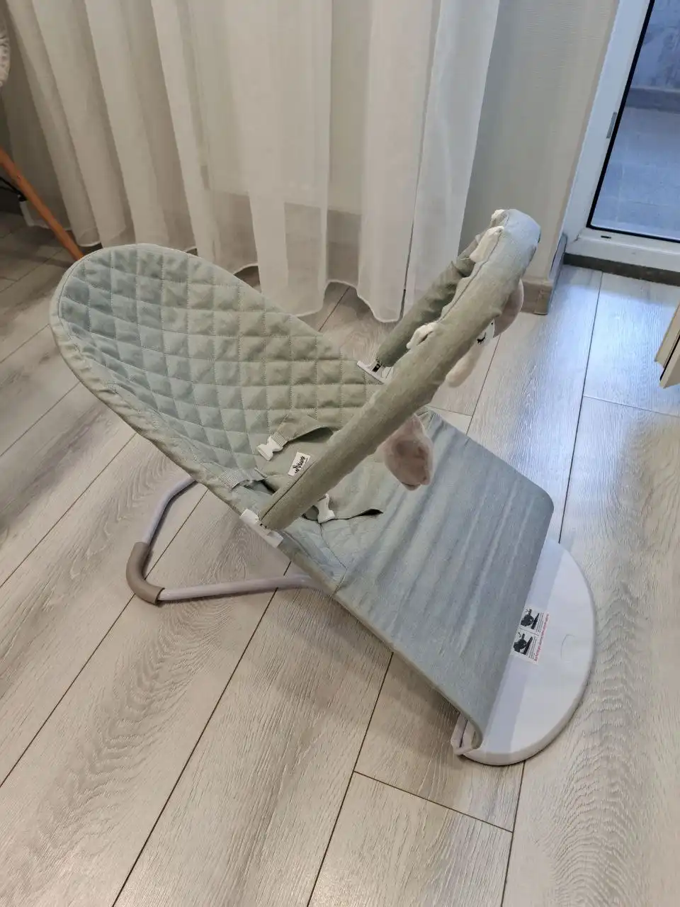 Шезлонг для новорожденных б/у