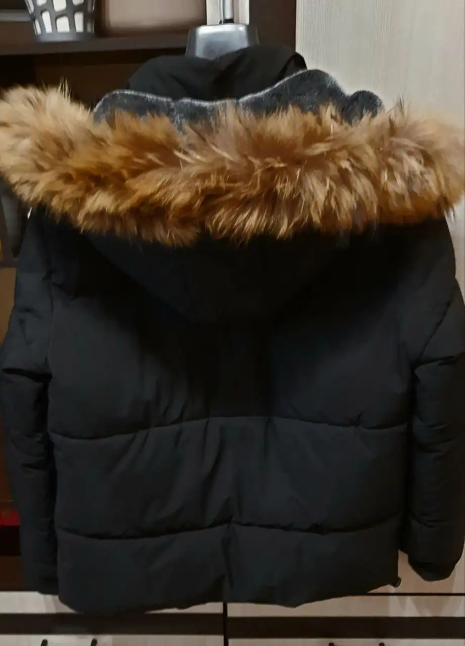 Зимняя куртка размер 164 (44-48) с мехом енота - Верхняя одежда (Одежда) в Краснодар