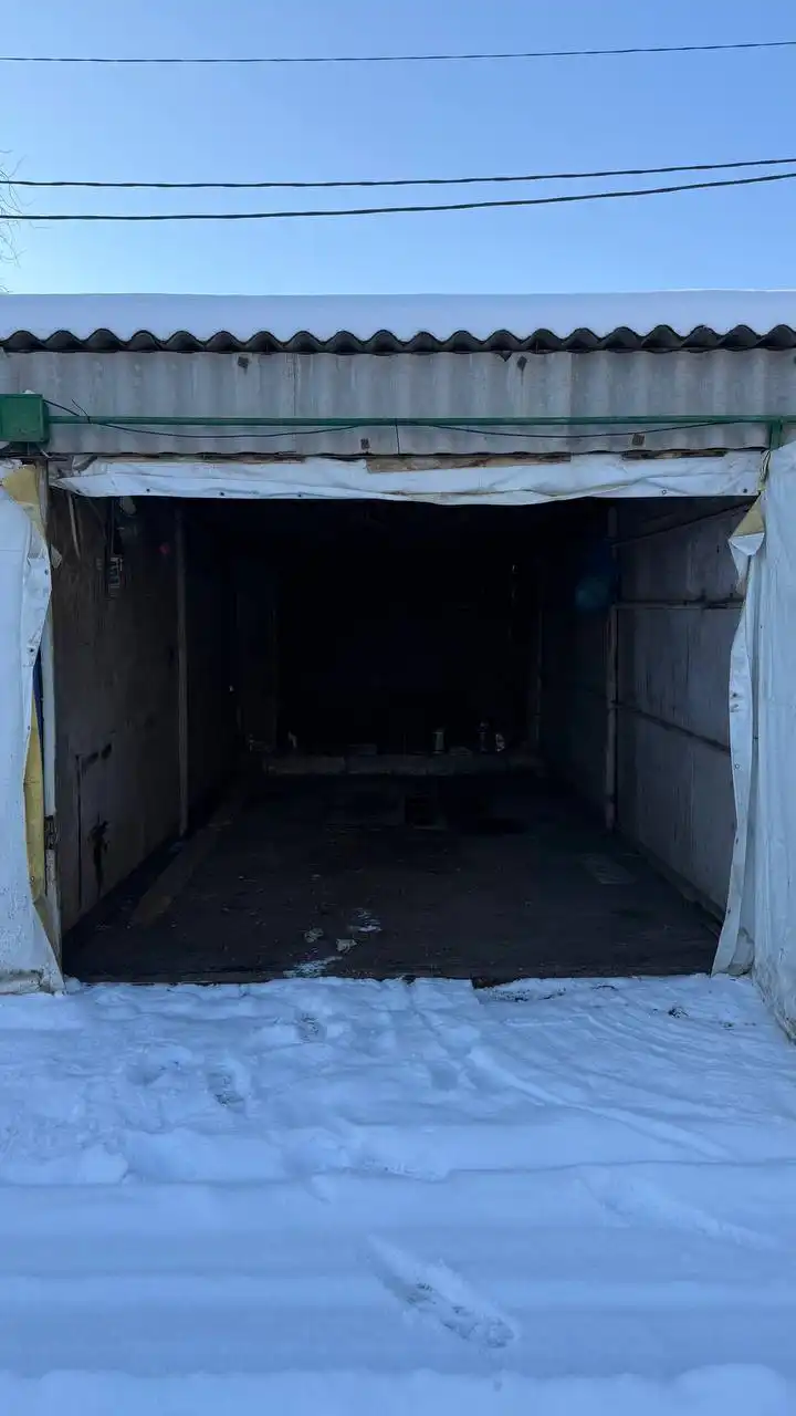 Сдам железный гараж в охраняемом кооперативе - Гаражи и машиноместа (Недвижимость) в Краснодар