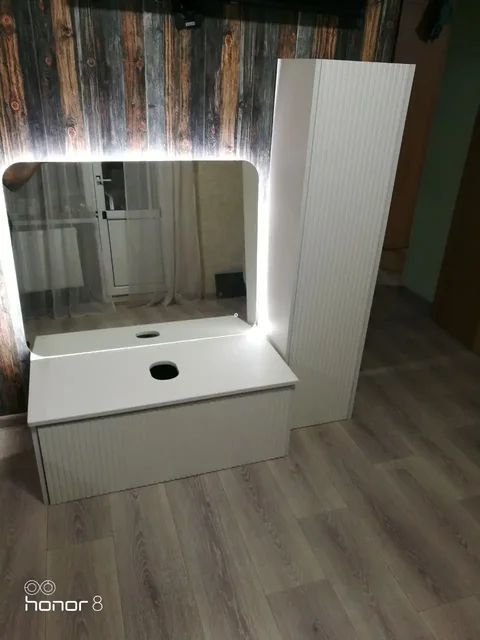 Комплект мебели: зеркало, тумба, пенал - частное объявление в Краснодар