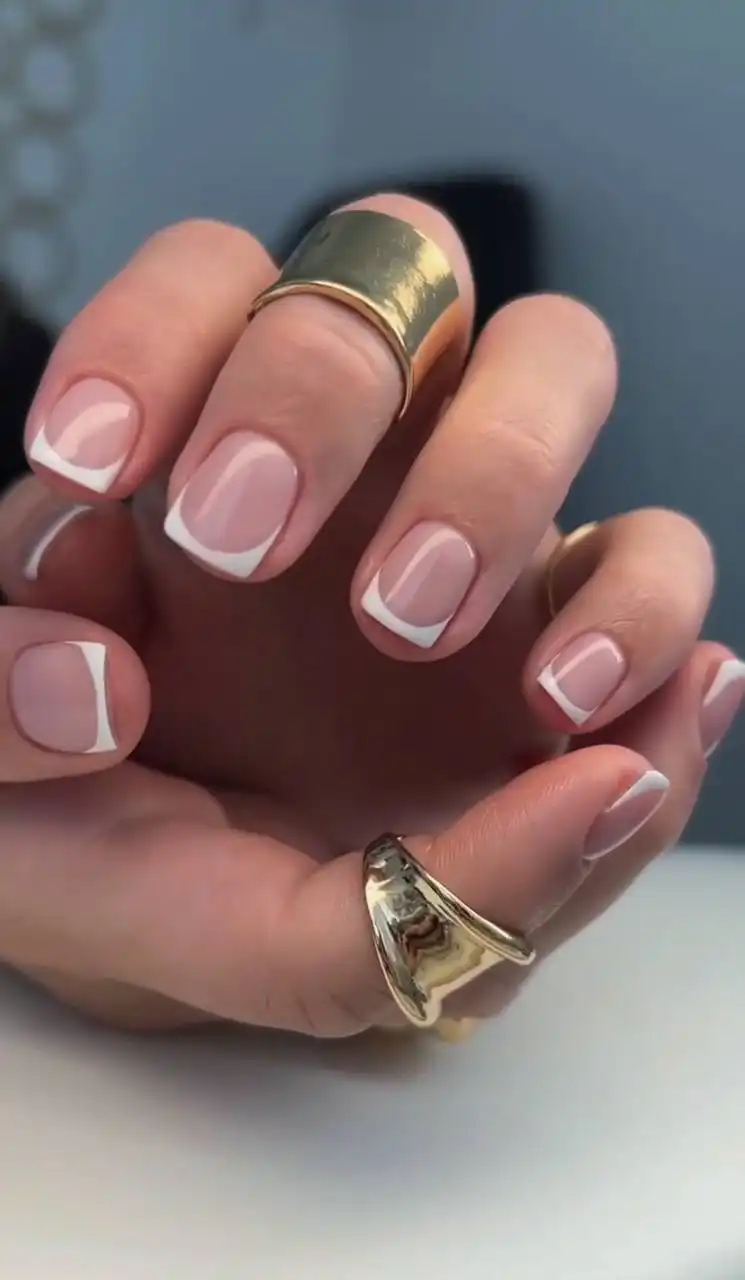 Маникюр и педикюр в Краснодаре - Красота и здоровье (Услуги) в Краснодар