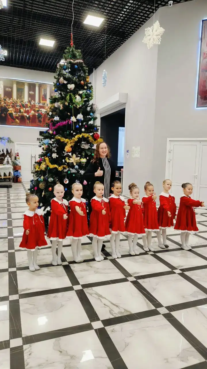 Хореографический коллектив "Сияние" приглашает детей на танцевальные занятия - Обучение и курсы (Услуги) в Краснодар