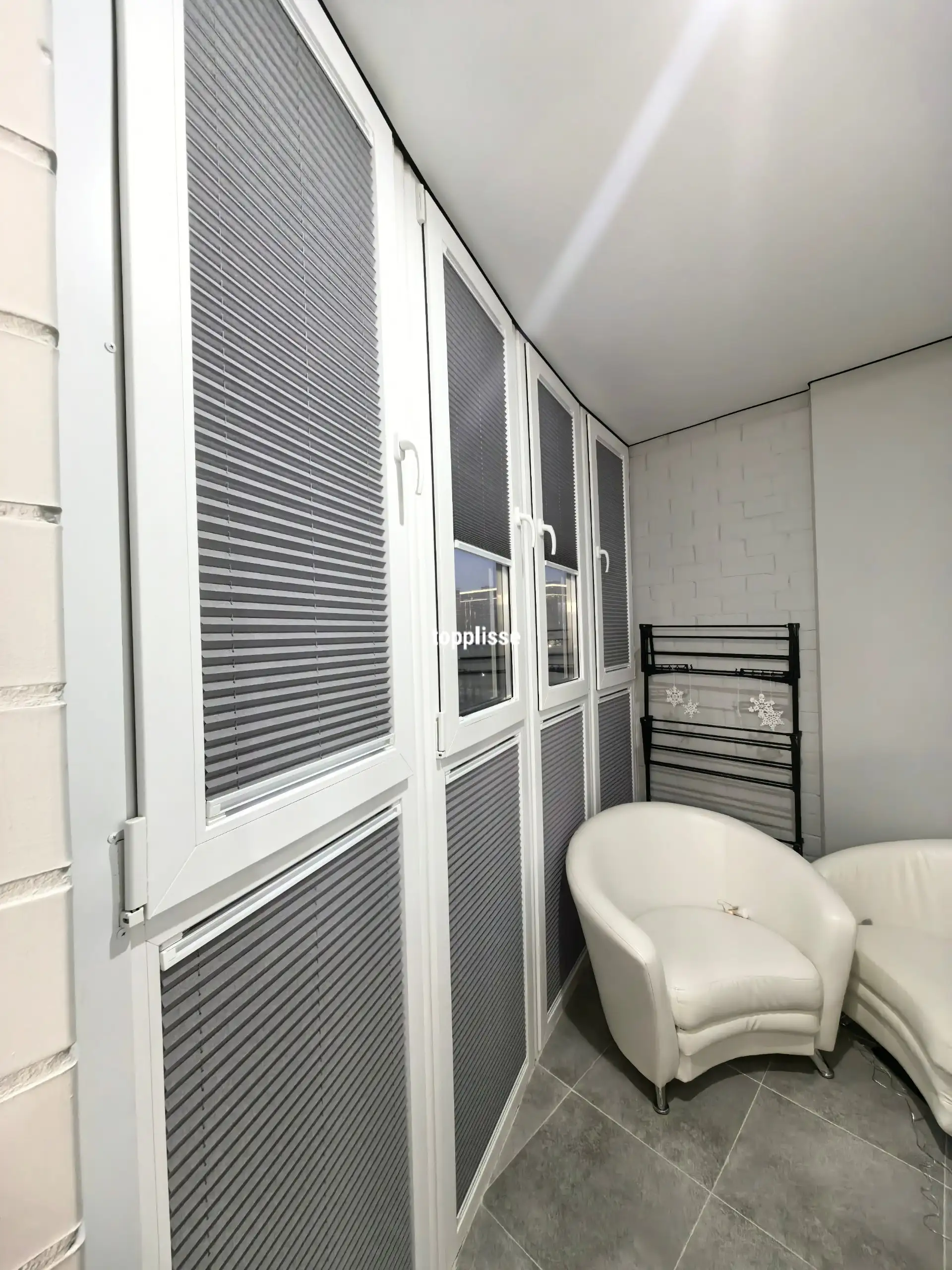 Шторы плиссе на балконе в ЖК Самолет - Ремонт и отделка (Услуги) в Краснодар