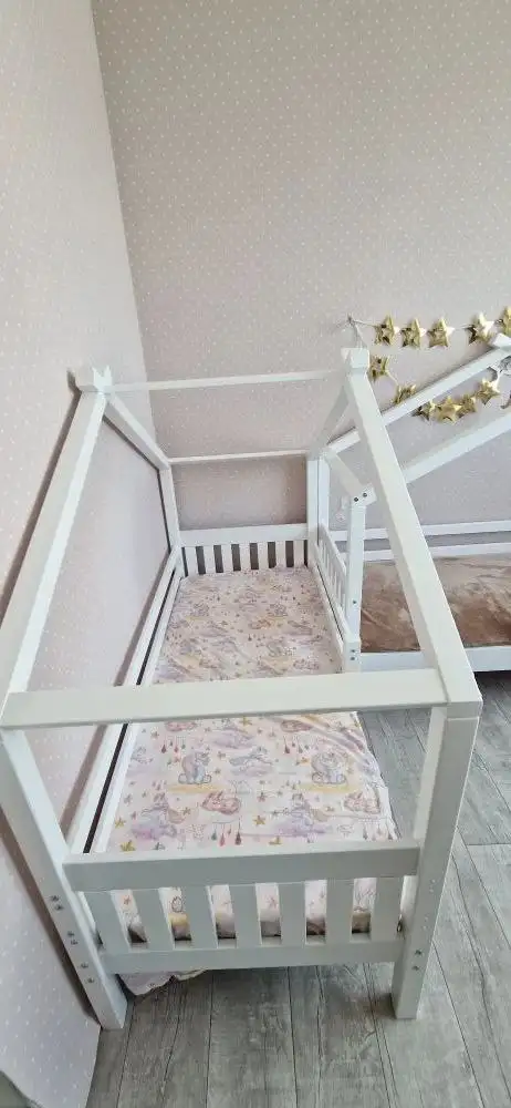 Продажа двух кроватей с матрасами - Мебель (Для дома и дачи) в Краснодар