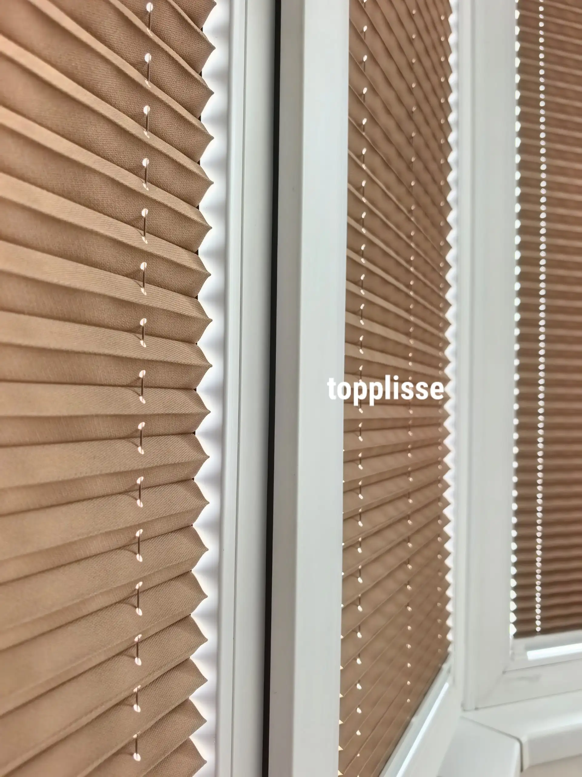 Установка штор плиссе Пеликан на балкон в ЖК Любимово - Ремонт и отделка (Услуги) в Краснодар