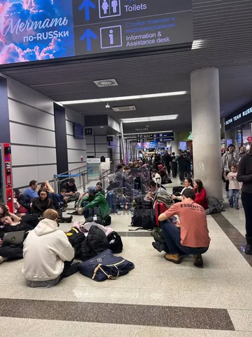 Массовые задержки рейсов в аэропортах Краснодарского края - Остекление и установка окон в Краснодар