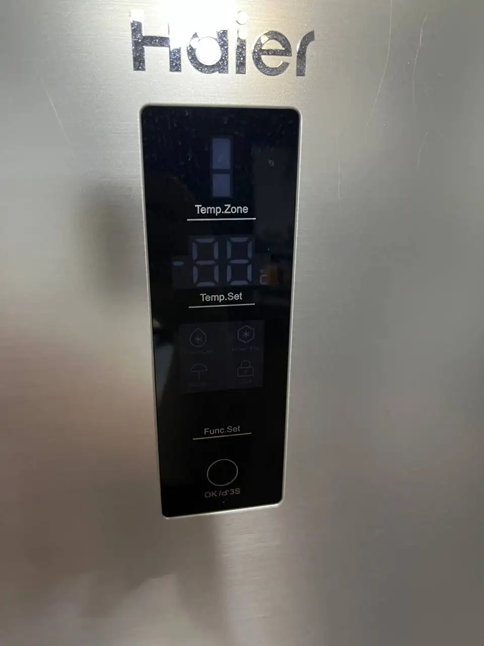 Продается холодильник Haier C2F636CFRG в отличном состоянии - Для дома и дачи в Краснодар